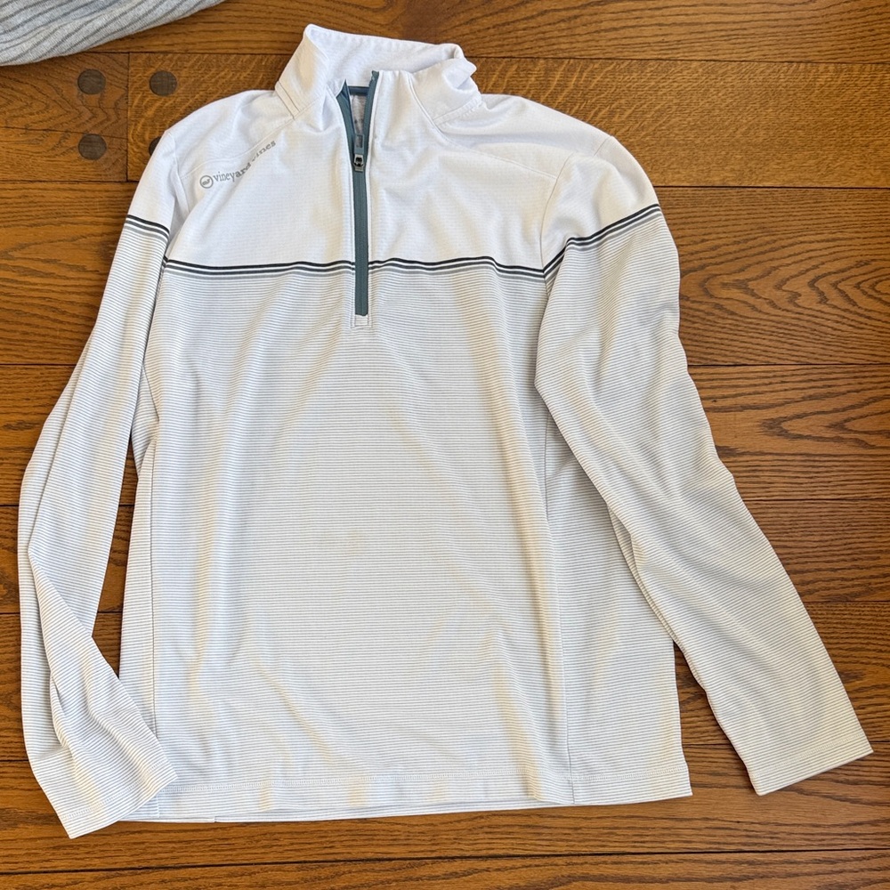 Vineyard Vines White Quarter‑Zip Pullover with Gray Stripe